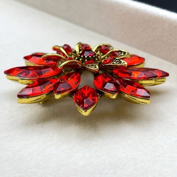 Yellow Gold with Ruby Red Crystal Round Flower Pin Back Brooch - Picture 5 of 8